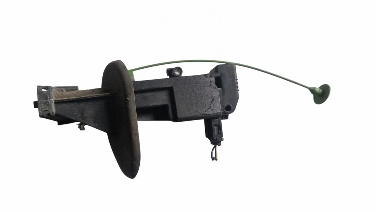Serrure trappe carburant Volvo V70 XC60 31299107 image 4