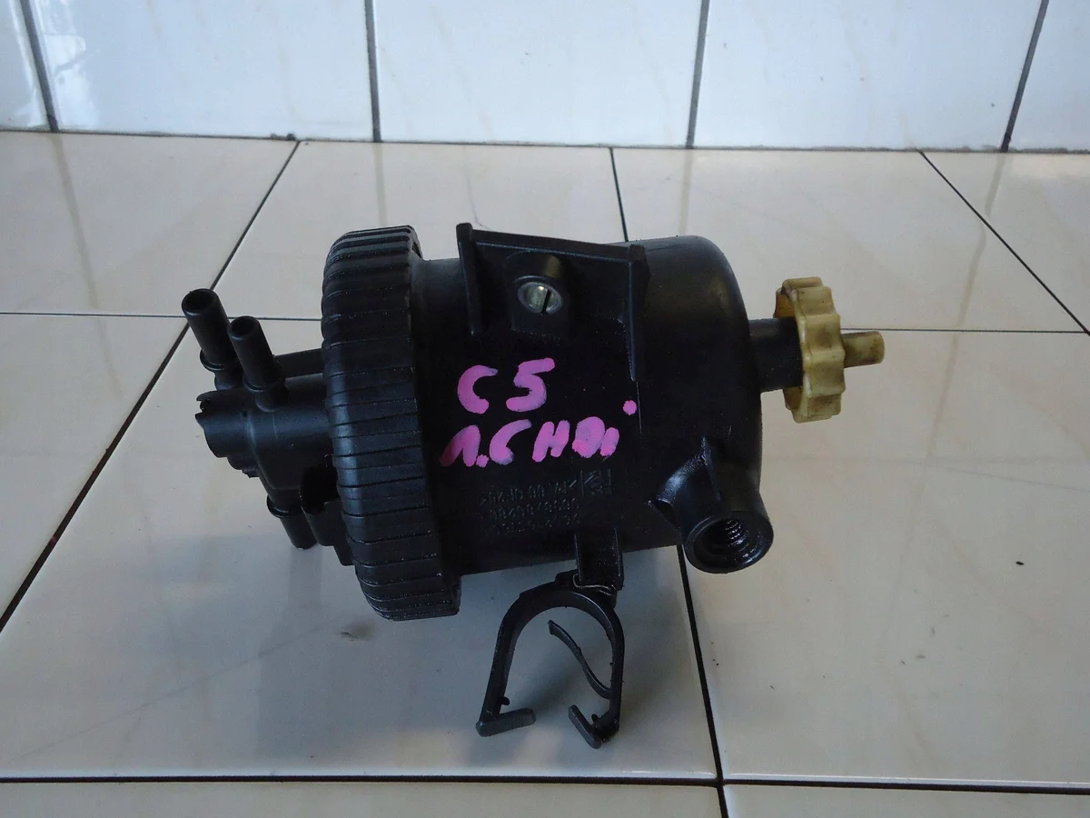 Behuizing brandstoffilter Citroën Xsara Picasso 9642105180C