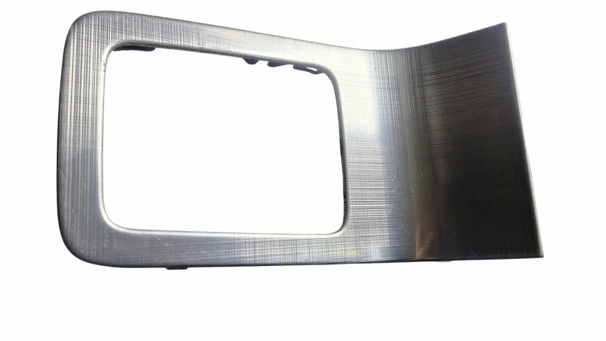 VOLVO V70 XC70 RAMKA LEWARKA 3071931