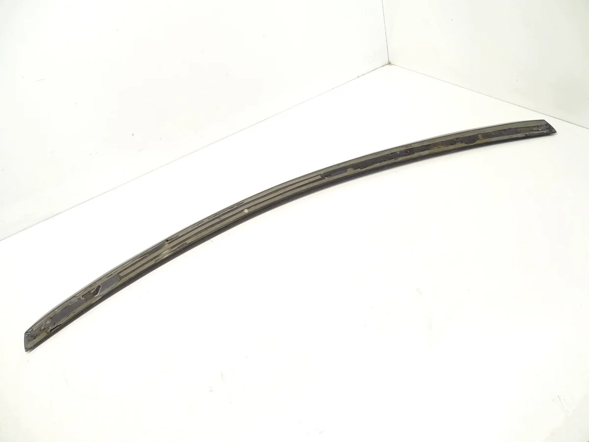 Spoiler de coffre Mercedes Classe C W204 OEM HCNqKGW