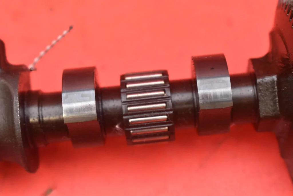 Eixo de Comando BMW E46 1.8 Valvetronic Usado image 7