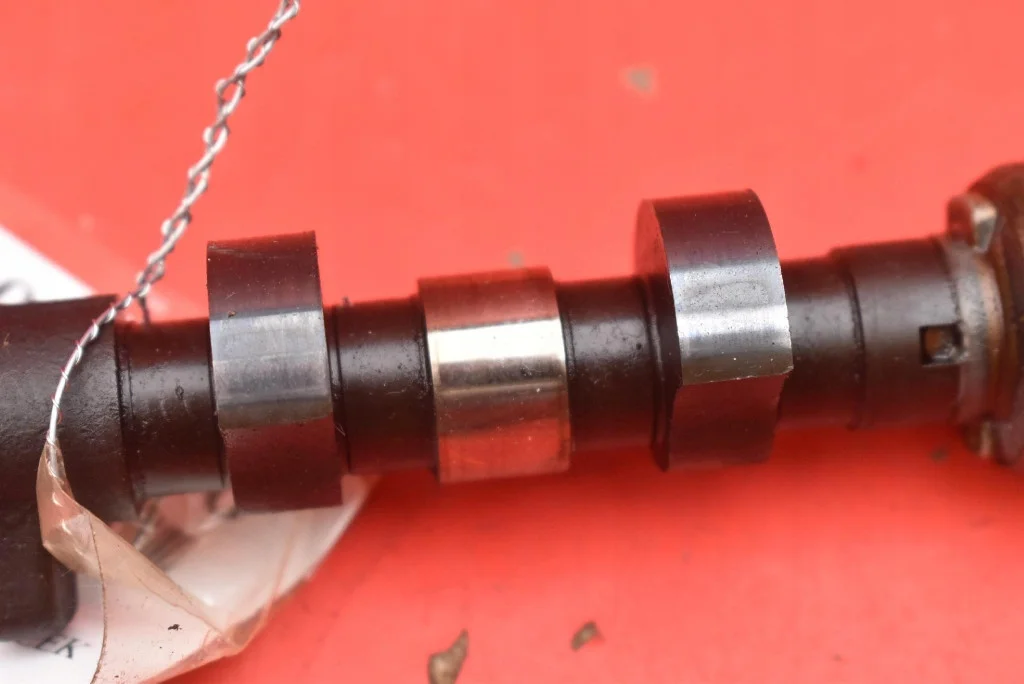 Eixo de Comando BMW E46 1.8 Valvetronic Usado image 9