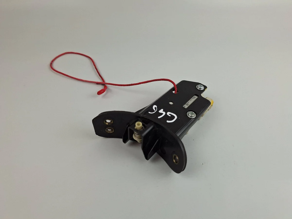 Serrure trappe carburant Maserati GranCabrio M145 image 3