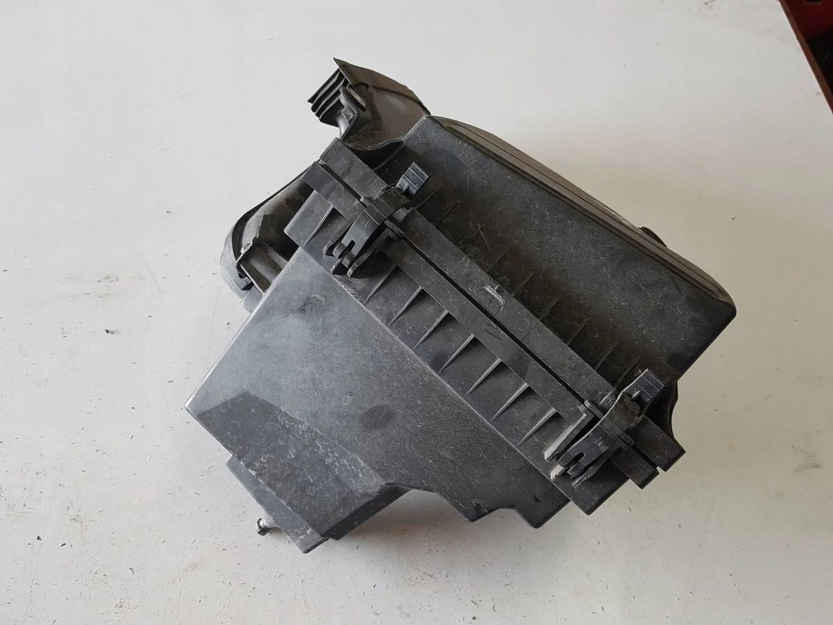 Caixa do Filtro de Ar Ford Mondeo MK5 2.0 TDCI image 3