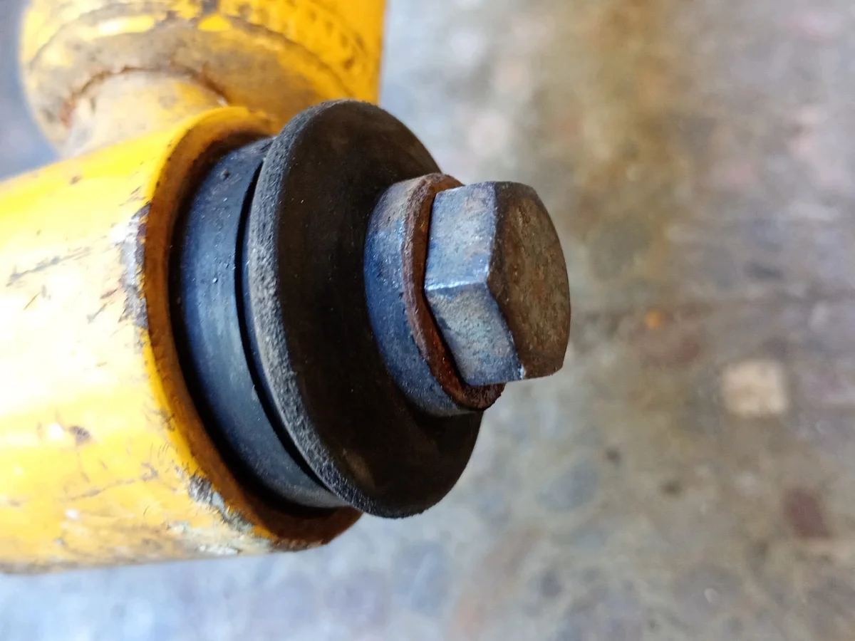Stoßdämpfer hinten Audi A4 B5 Kombi MTS image 10