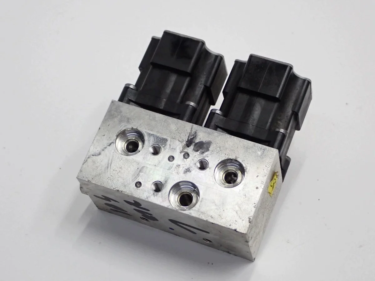 VW ID.4 Pro Expansionsventil Klimaanlage 1EA816701A image 3
