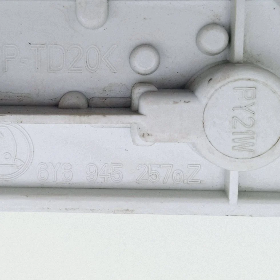 Takavaloumpio Skoda Fabia Mk1 6Y oikea image 3