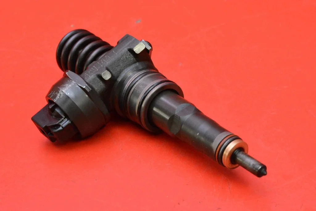 Inyector Bomba 0414720215 Skoda Octavia 1.9 TDI image 3
