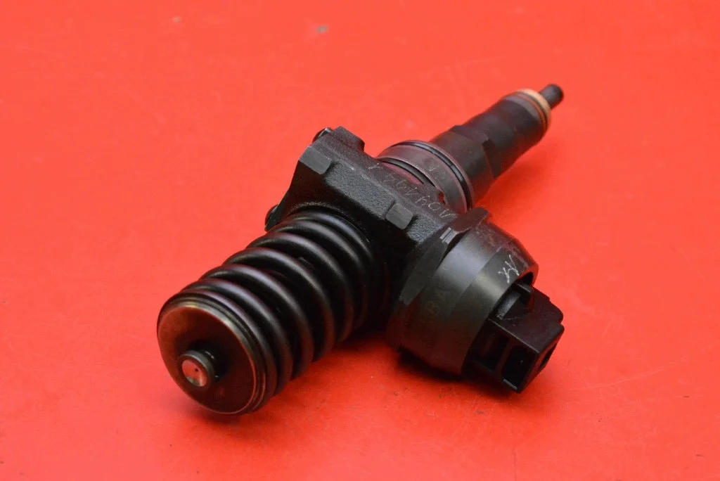 Inyector Bomba 0414720215 Skoda Octavia 1.9 TDI image 4