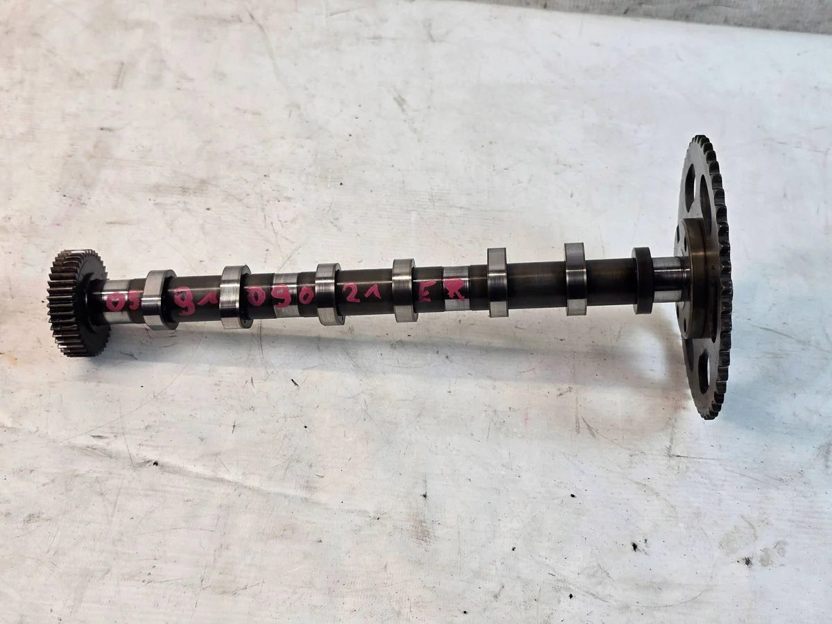 Arbre à cames Audi A4 B8 A6 C7 3.0 TDI CDU