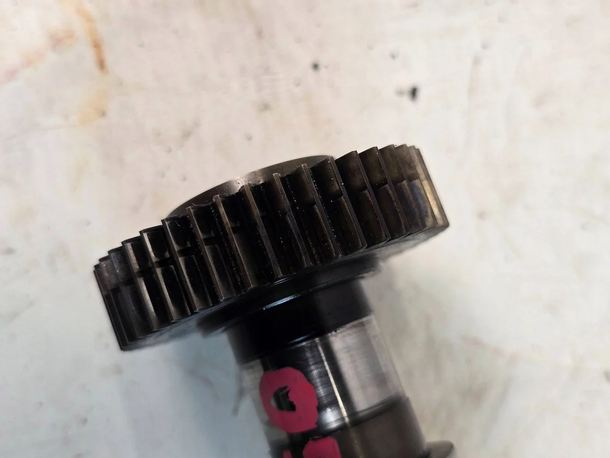Árbol de levas Audi 3.0 TDI CDU 059109021ER image 3