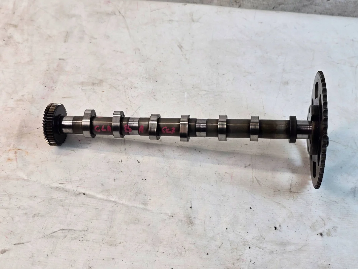 Audi OE 059109021EQ Comando de Válvulas Usado