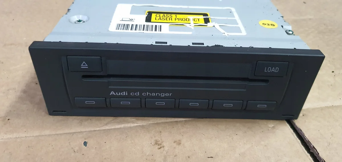 CD-växlare Audi A3 8P 8E0035111D