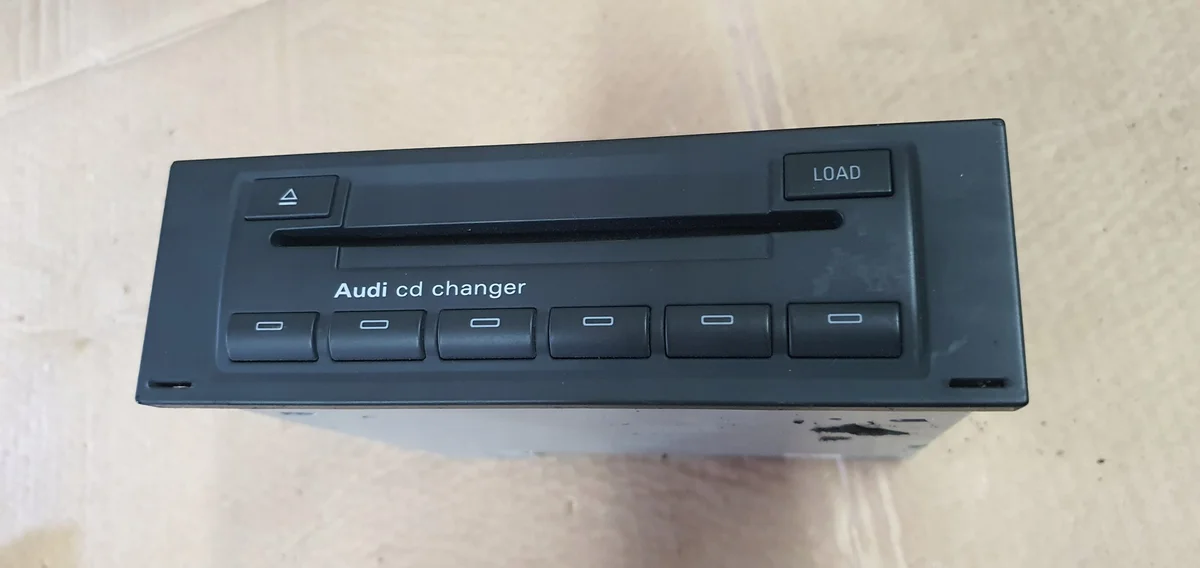 CD-växlare Audi A3 8P 8E0035111D image 3