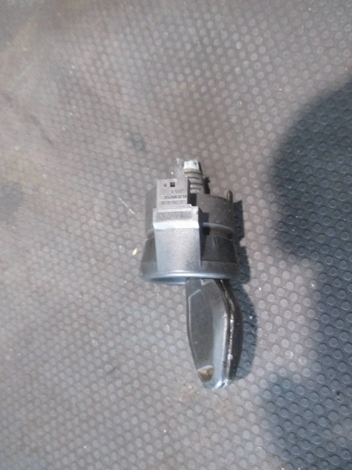 BMW 5 E60 E61 immobilizer loop 6947137