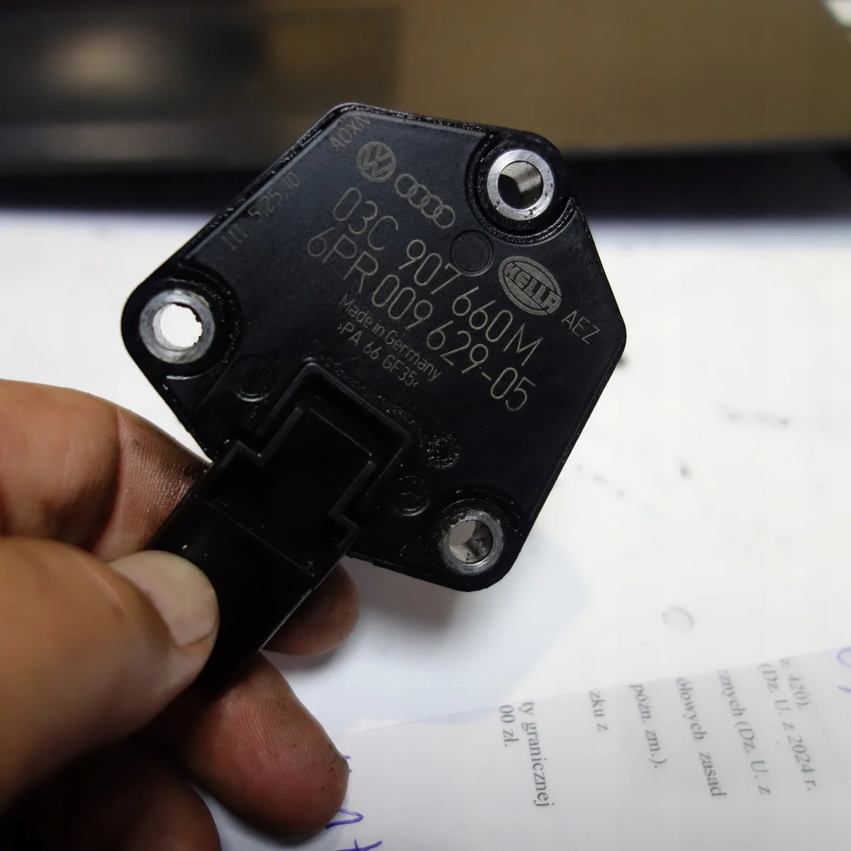 Sensor Nivel Aceite Audi VW Seat Skoda 03C907660M