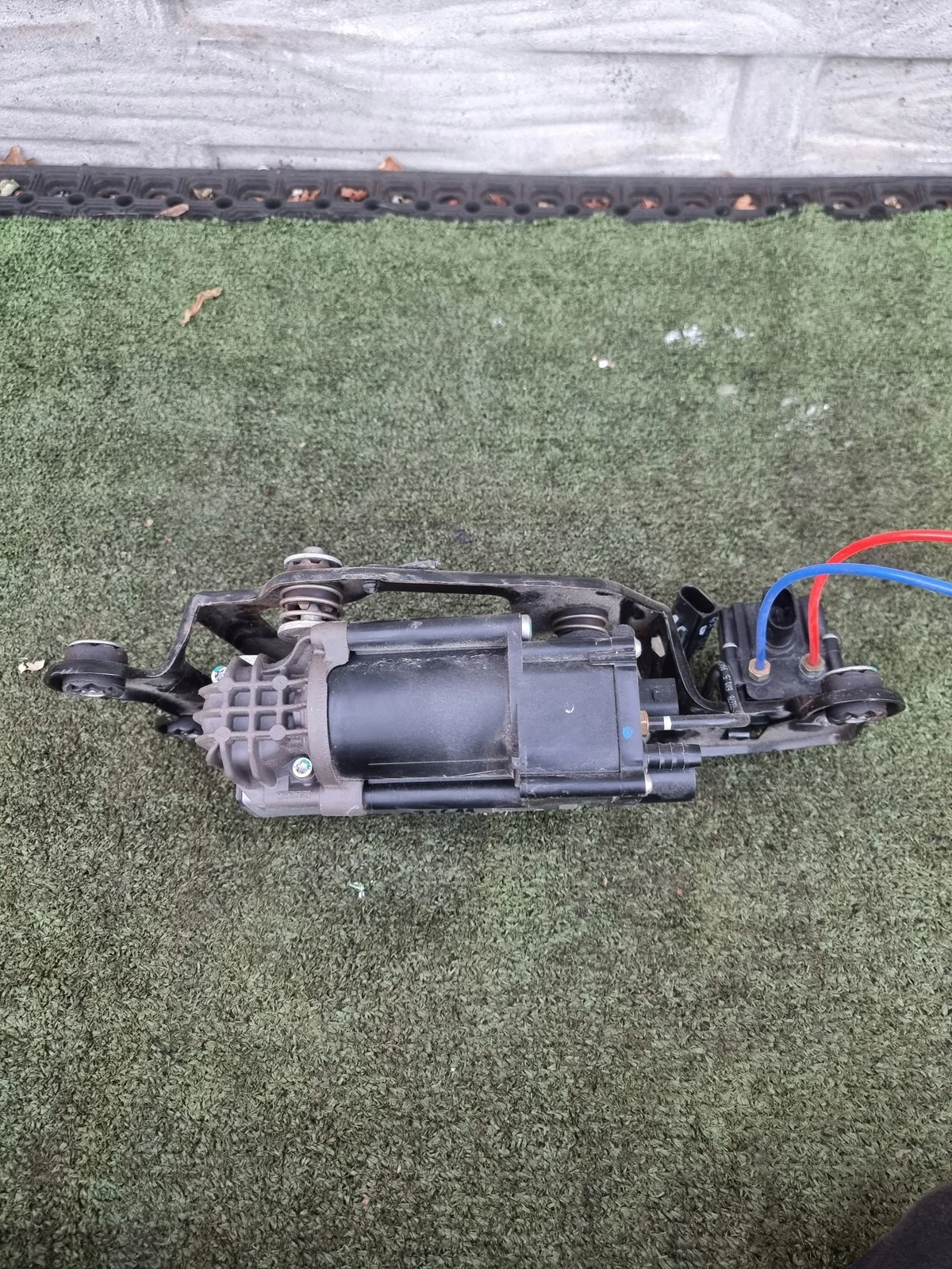 Compressor BMW X6 F16 26071611 Gebruikt image 6