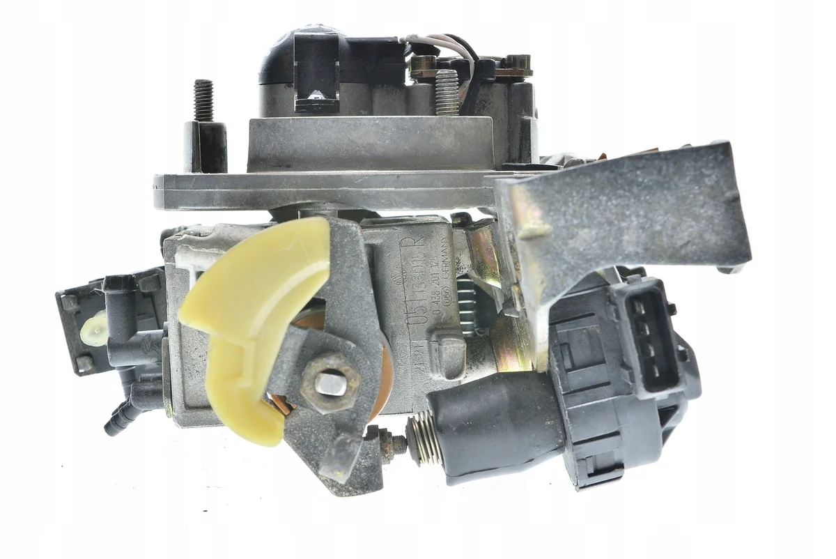 Audi 80 B4 2.0 Monowtrysk 051133015R image 7