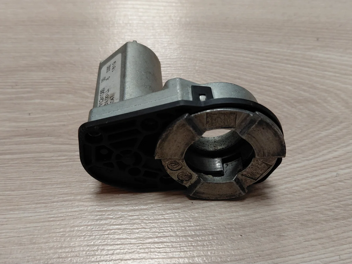 Audi A4 B8 A5 LIFT spegelmotor vänster image 5