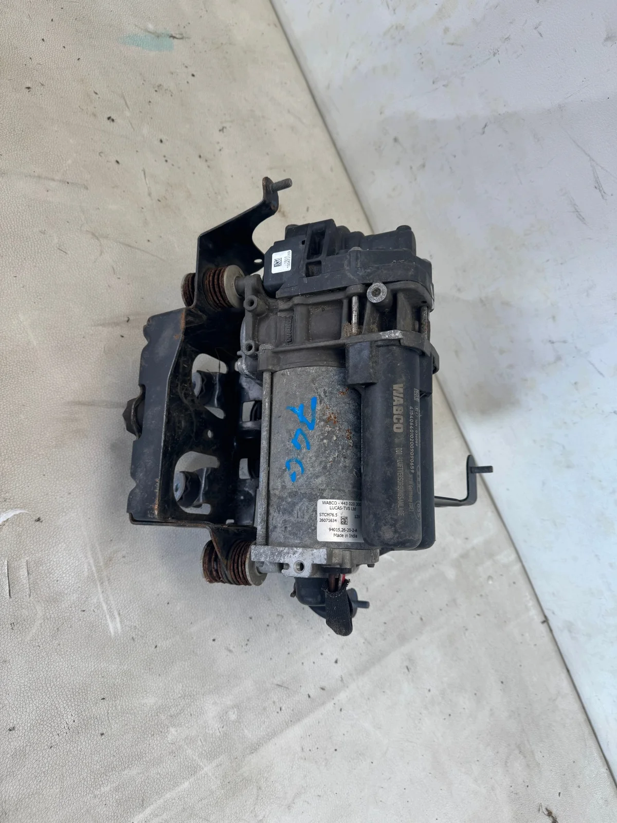 Bomba Compressor Suspensão Audi Q7 SQ7 4M0