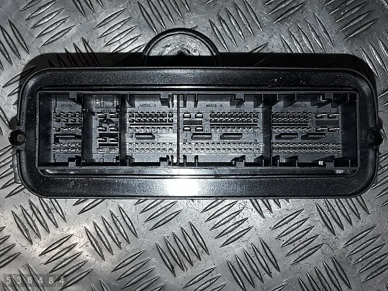 BMW 5 F10 ECU 8513242 Käytetty image 4