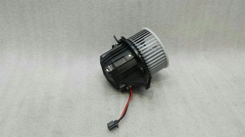 Audi A4 8K RS4 S4 RHD Lüfterheizung image 3
