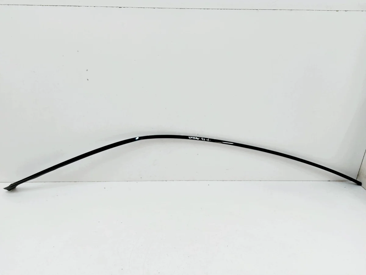 Porsche Taycan 9J1 20r. Joint de toit gauche