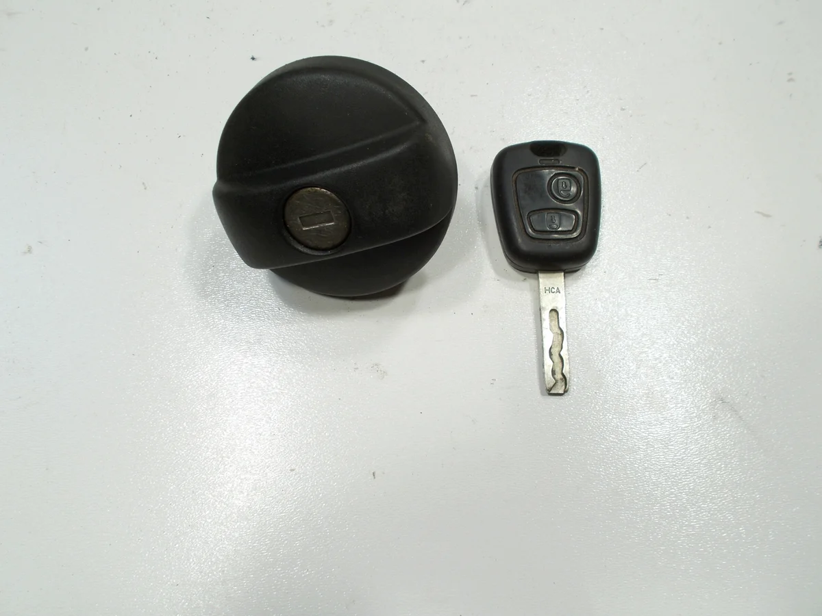 Tankdeckel Schlüssel orig. Fiat Scudo Jumpy Expert