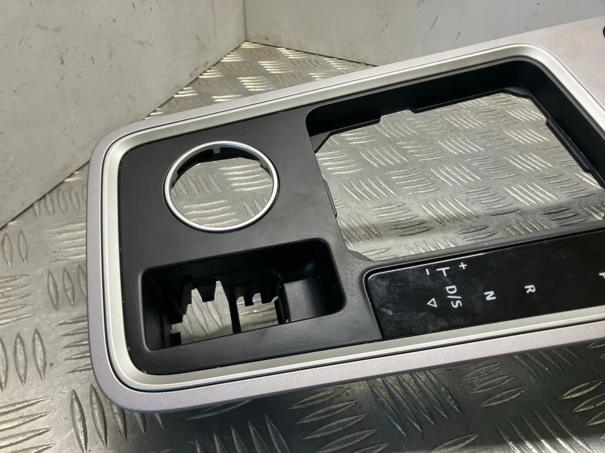 2024 Seat Ateca Cadre Levier Vitesse 577863283CM image 7