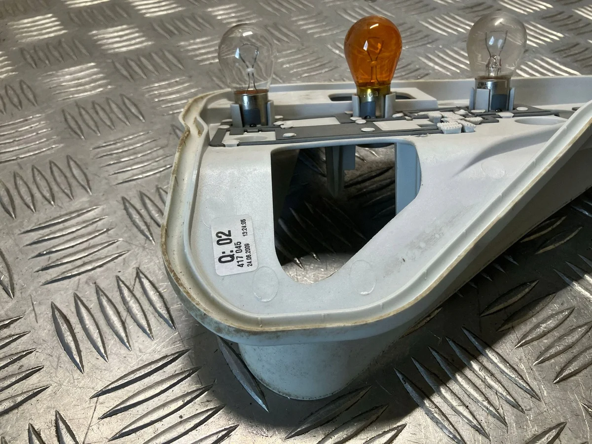 Opel Astra H Rückleuchten Einsatz Links 417045 image 5