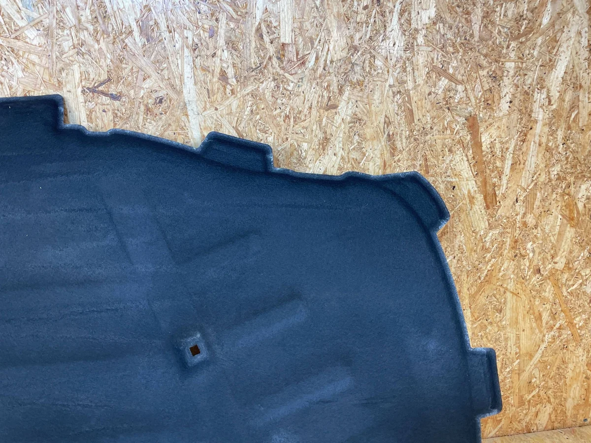 Audi A3 8V Hood Insulation Used 8V0863825 image 4