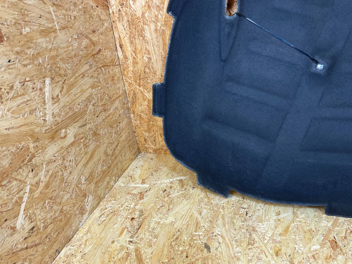 Audi A3 8V Hood Insulation Used 8V0863825 image 5