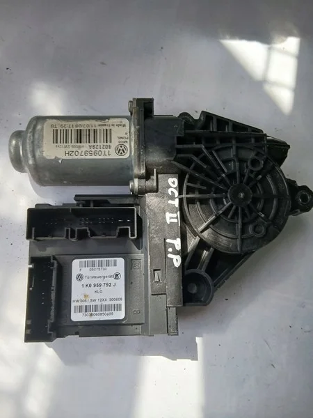 Skoda Octavia 2 fönsterhiss 1K0959792J