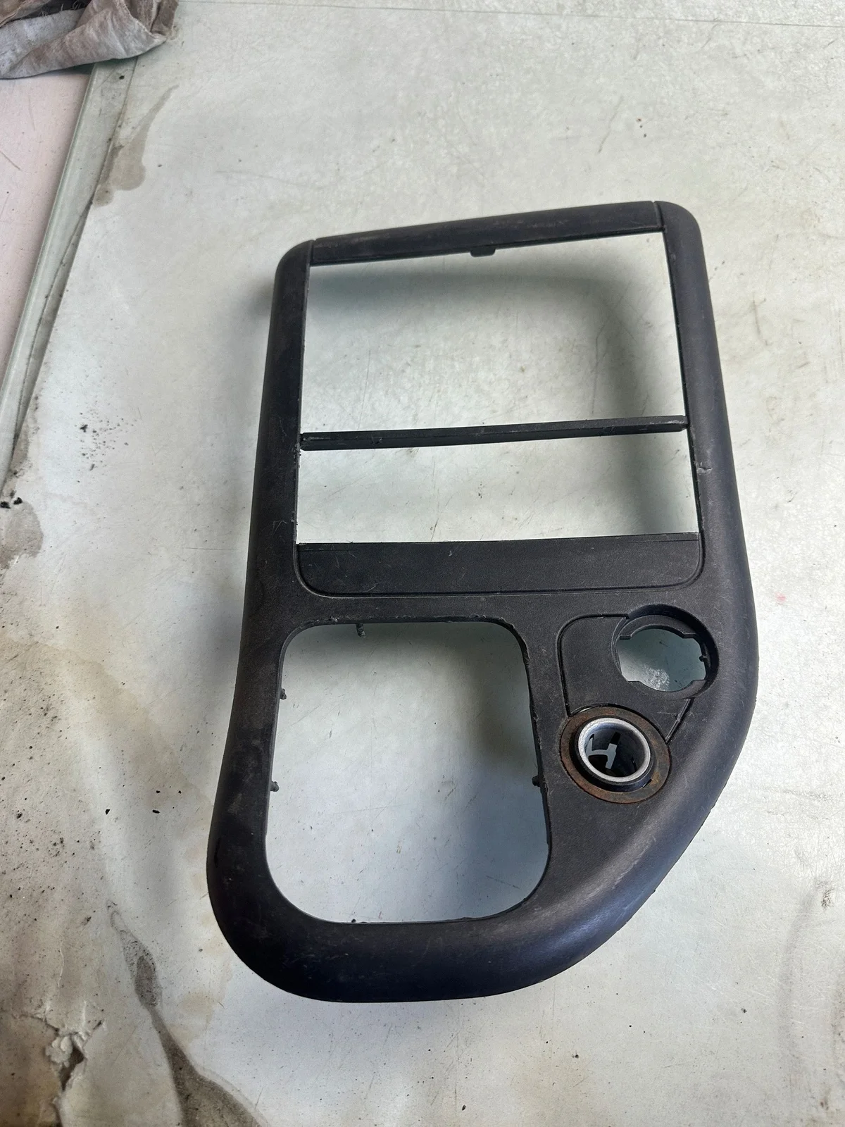 Mitsubishi Canter Ramka Levara MK510616 Usado