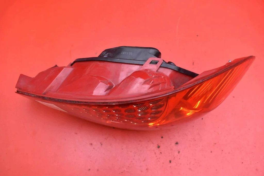 Rückleuchte Links Peugeot 207 9649986680 image 6