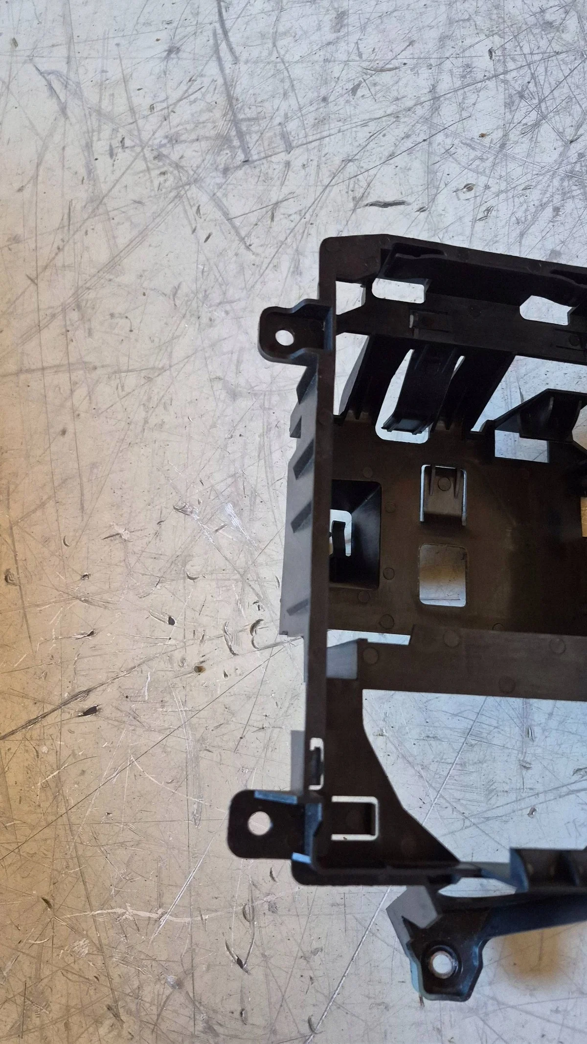2021 Porsche Taycan Engine Computer Mount 9J1907239C image 4