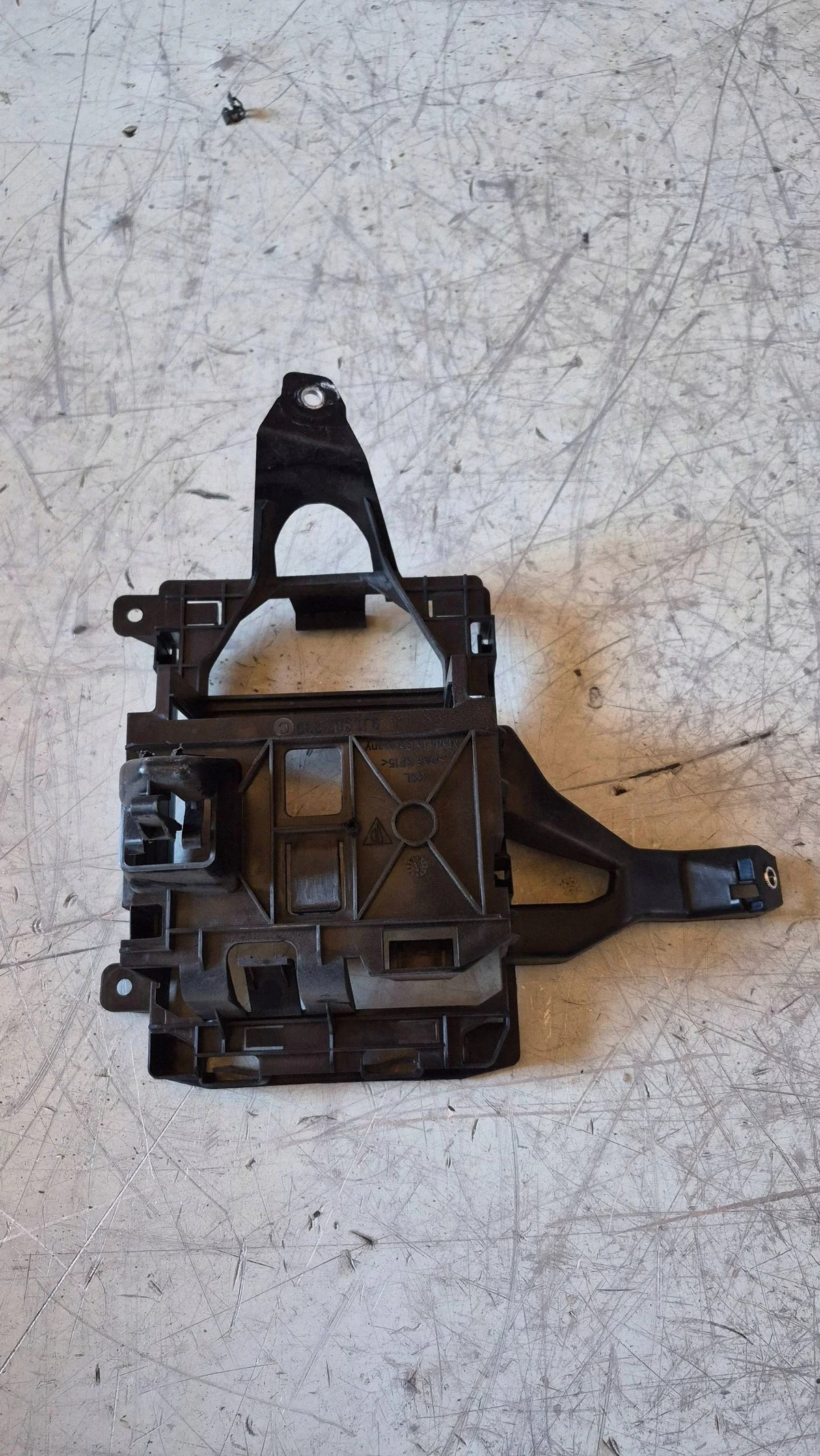 2021 Porsche Taycan Engine Computer Mount 9J1907239C image 5