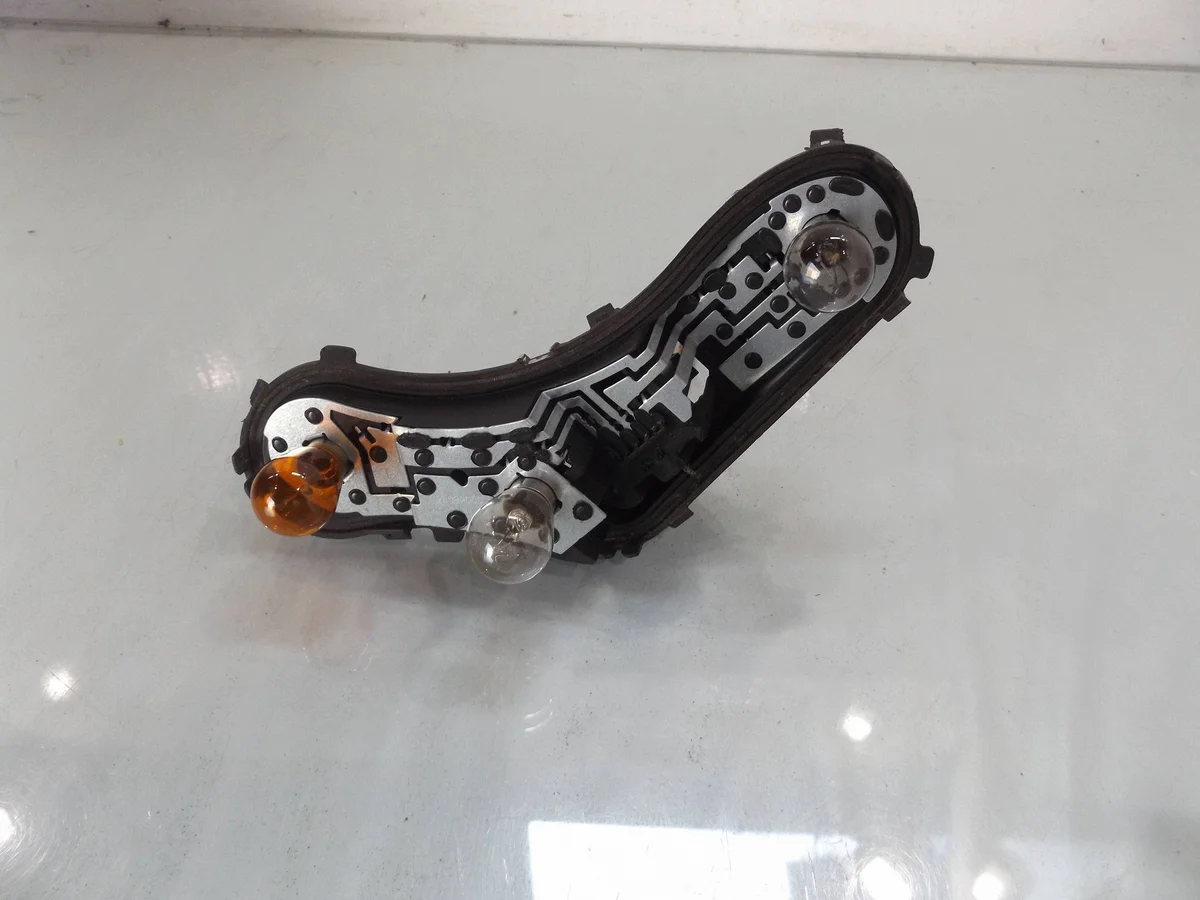 Peugeot 3008 I Lampada Posteriore Sinistra Usata
