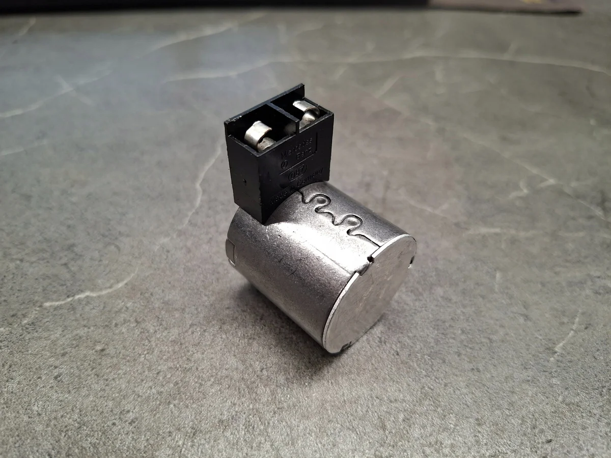 Électrovanne Mercedes 725.0 A7259820103 image 3