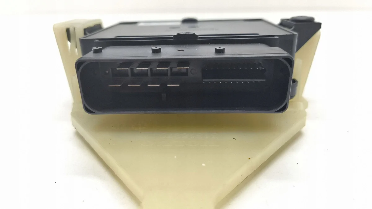 Module freinage main Volvo XC60 2015 image 7