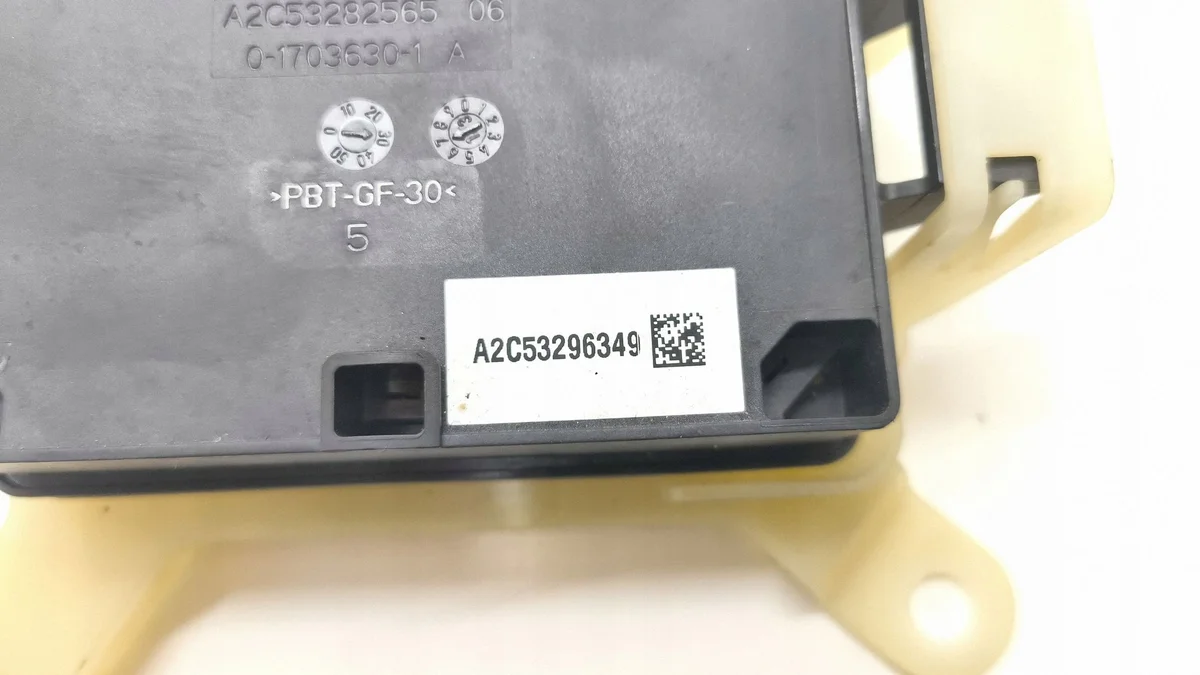 Module freinage main Volvo XC60 2015 image 9