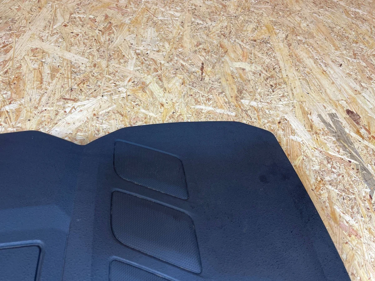 Engine Cover Mercedes E-Class W213 2.0 Bluetec image 3