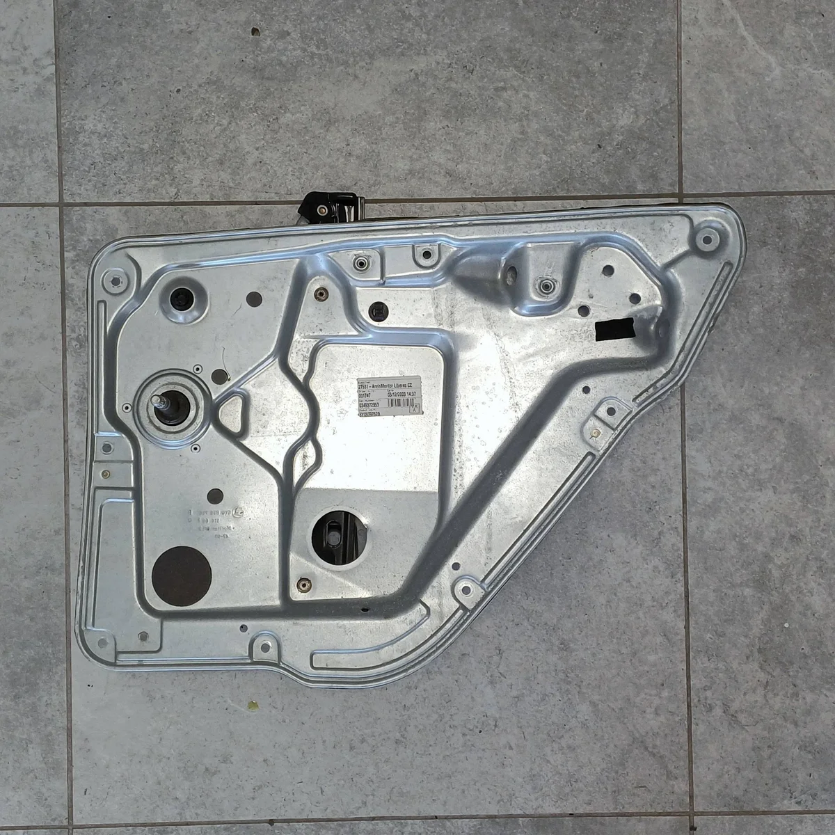 Levantador Vidro Manual Traseiro Direito Skoda Fabia