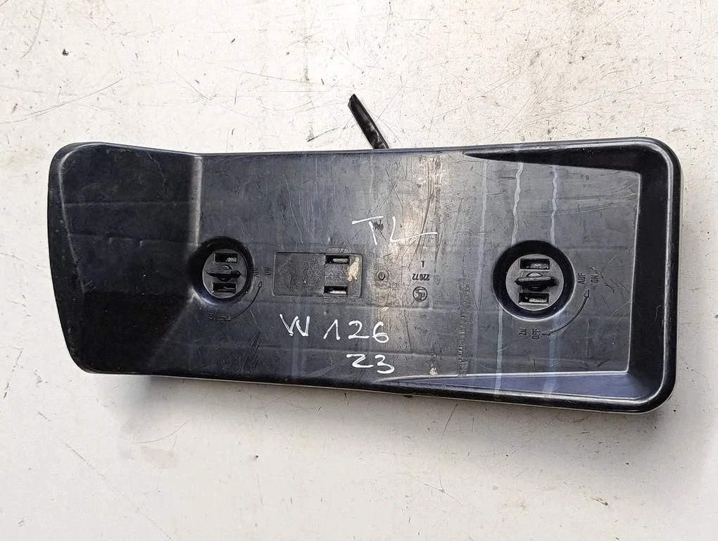 Mercedes S W126 SEL Rückleuchteneinheit Links