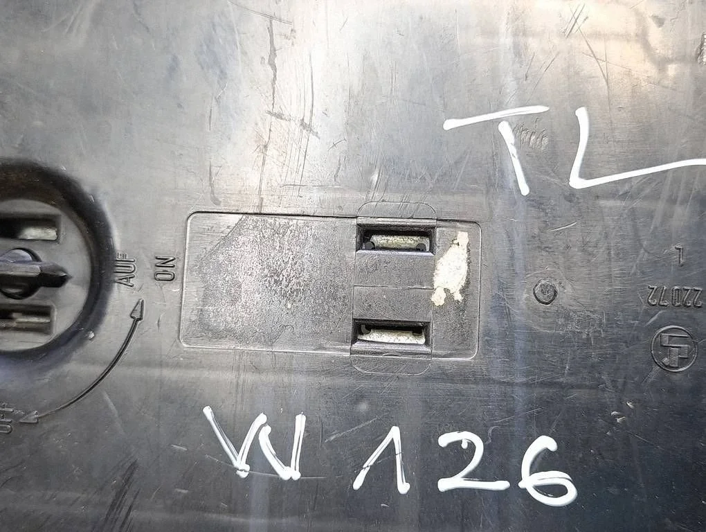 Mercedes S W126 SEL Rückleuchteneinheit Links image 3