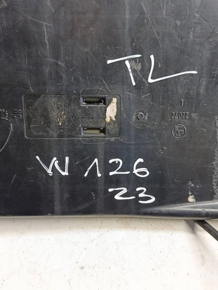 Mercedes S W126 SEL Rückleuchteneinheit Links image 8