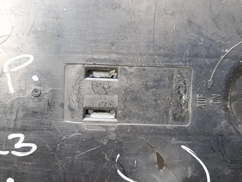 Mercedes W126 Rückleuchte Rechts Einsatz Gebraucht image 3