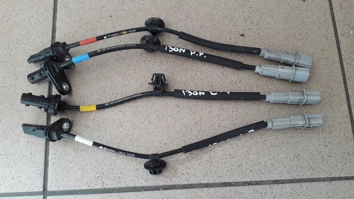 ABS Sensor Hyundai i30 III N 2.0T Rechts Vorne image 3
