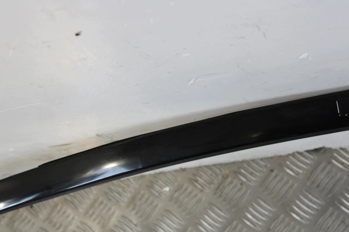 Dachleiste Links Mercedes CLA W117 2,2 CDI image 4