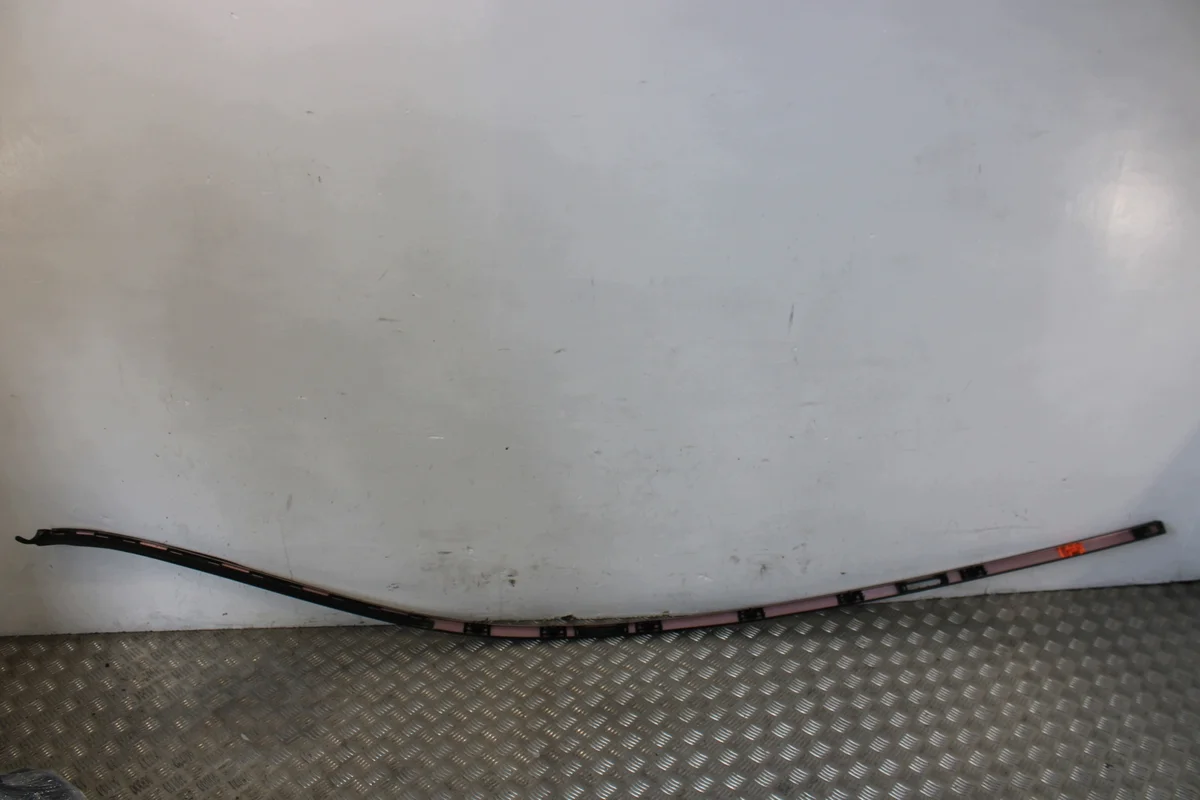 Dachleiste Links Mercedes CLA W117 2,2 CDI image 8